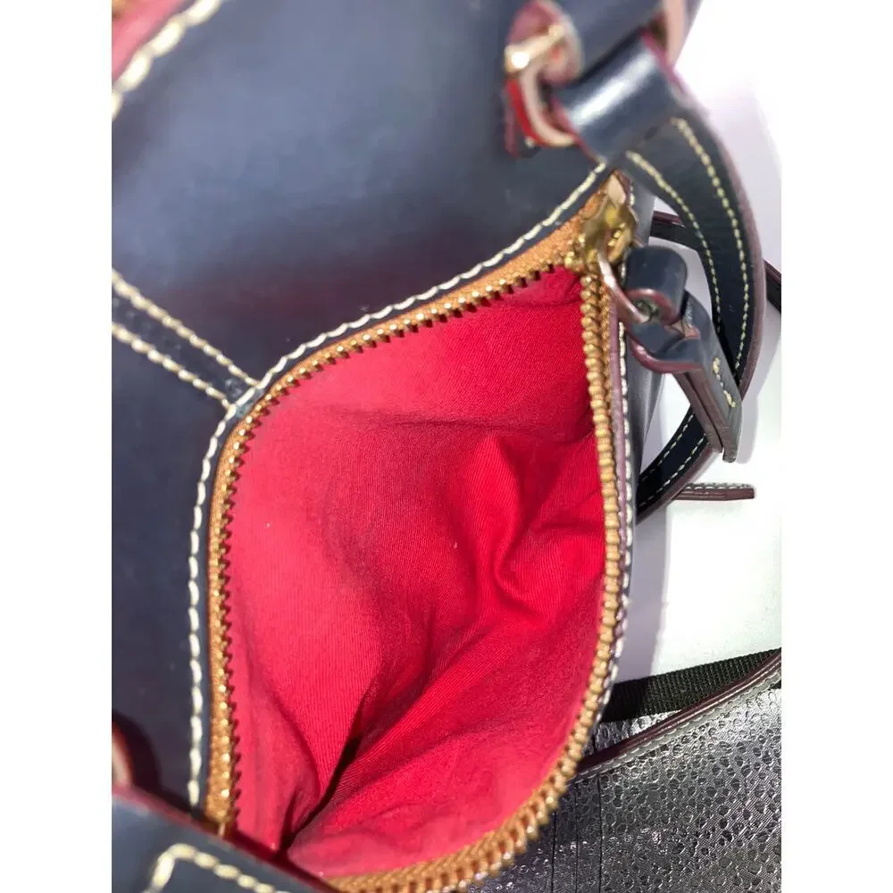 DOONEY & BOURKE, SMALL NAVY SMOOTH LEATHER CROSSBODY BAG - Picture 12 of 16